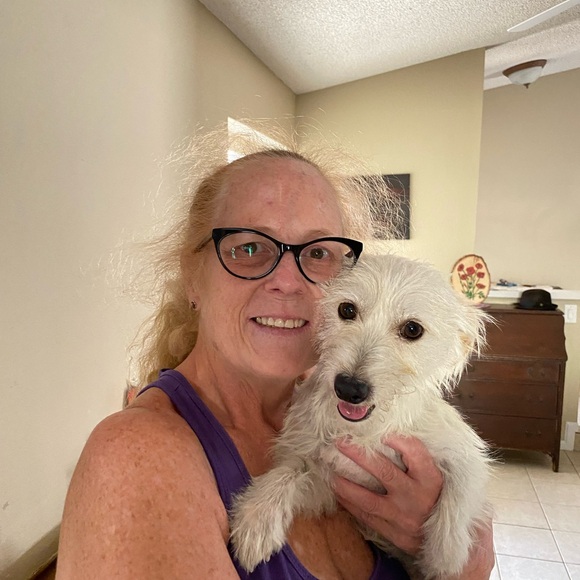 Meet your Posher, Joan - Picture 2 of 2